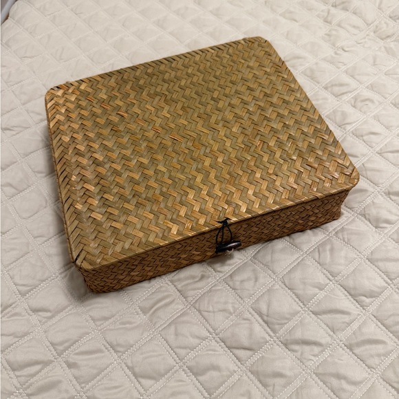 Woven Storage Baskets Set of 2 Stackable - Picture 6 of 8